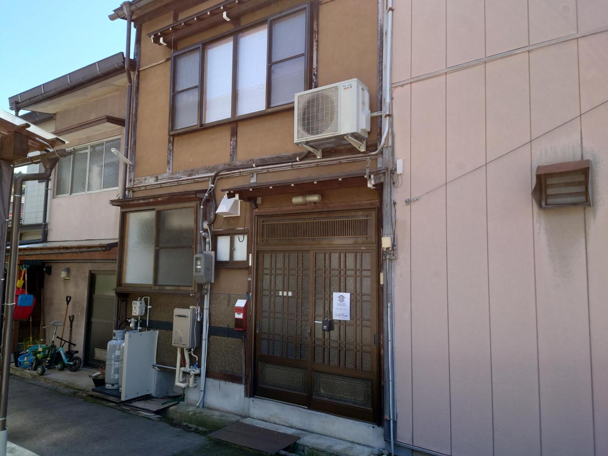 Apartament 高山ステイ 柊 Zewnętrze zdjęcie